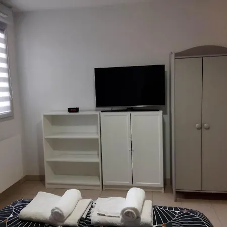Chez Daniel, Linge Et Menage Inclus דירה *